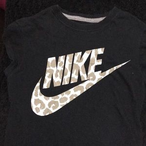 Nike T-shirt